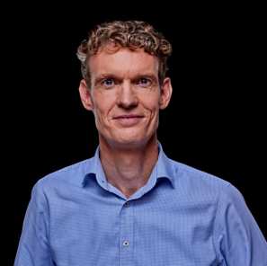 Bestuurslid Jan-Kees van Wijnen <br> Raad van bestuur, Stichting tante Louise