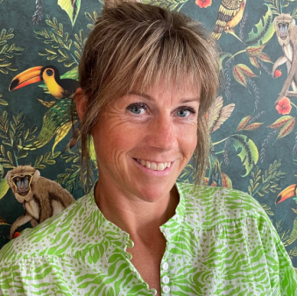 Maartje Heijnen <br> Secretaresse